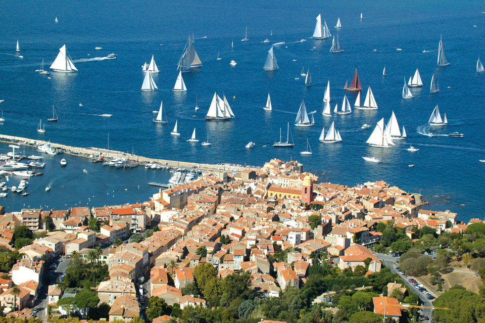 Viaje En Barco A Saint Tropez La Provenza Y Costa Azul De Francia